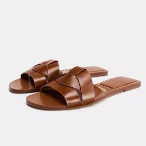 Zara Leather Criss-Cross Flat Sandals – Camel Brown | EU 40